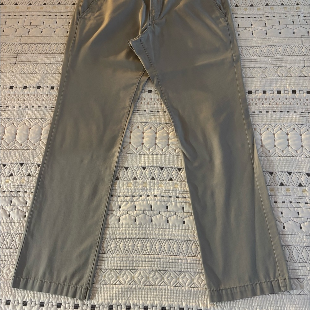 Express Gray Chinos Classic Cotton-Blend Pants (31x30)
